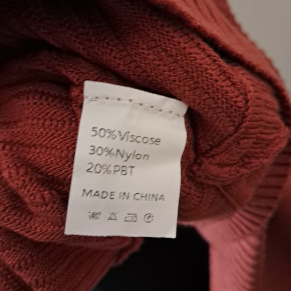 Deep Self Women's Oversized Coral Quarter Zip Ribbed Pullover Sweater - Picture 7 of 7